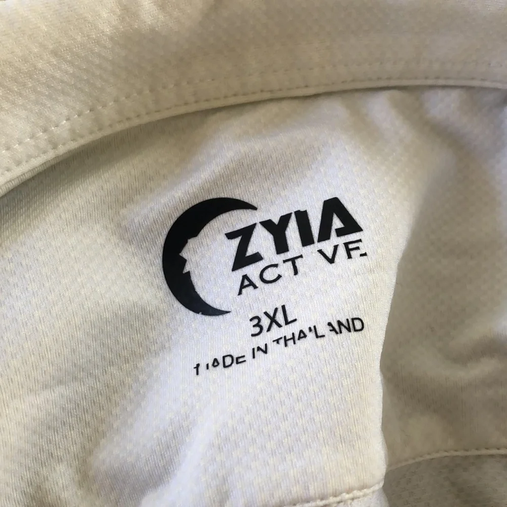 ZYIA Oversized Shirt - Picture 5 of 6